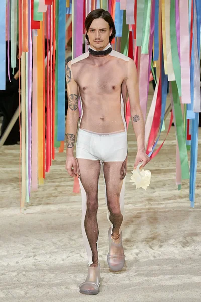 Look 39